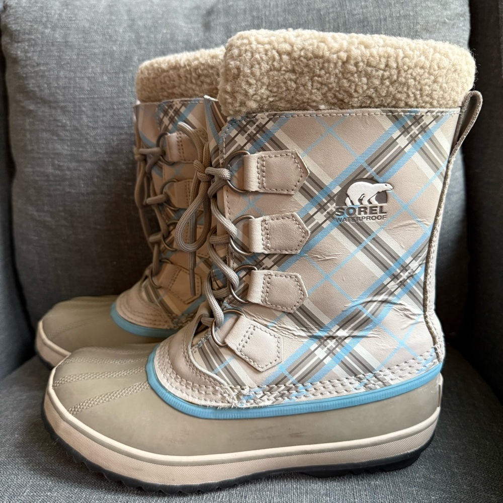 Sorel Beige and Blue Plaid Boots with Faux Fur